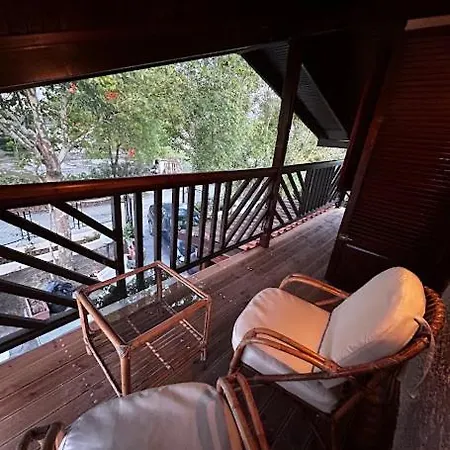 Onar Villa Olympiakí Aktí